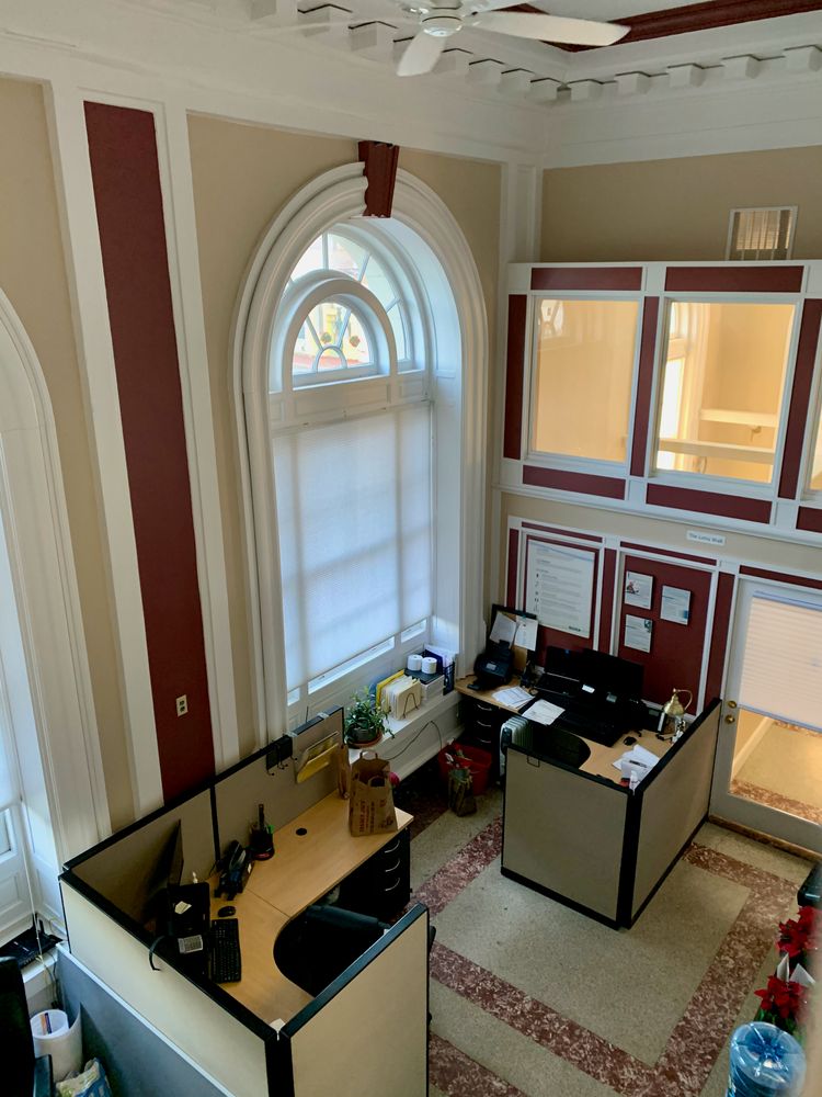 Amesbury Building : 100 Main St, Amesbury, MA 01913